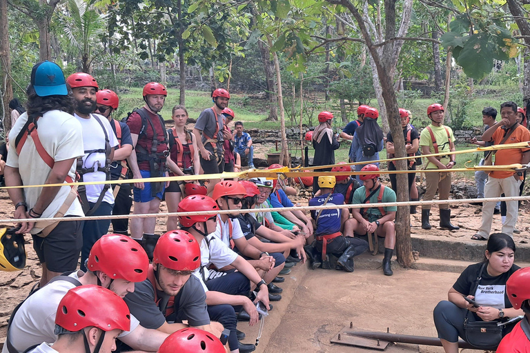 Yogyakarta: Caverna de Jomblang e Praia de Timang