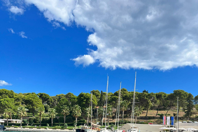 Wspaniała błękitna laguna, łódź motorowa, wino/woda i ręczniki w cenie.Włochy na plaży