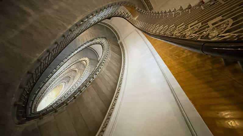 Naples: tour in Vomero and Chiaia with funicular railway | GetYourGuide