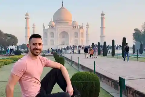 Desde Delhi: Excursión privada de un día al Taj Mahal y Agra en coche o tren