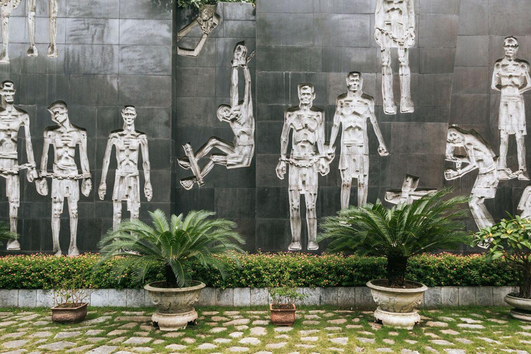 Hanoi: Top Landmarks & Cultural Sites Walking Tour Small Group