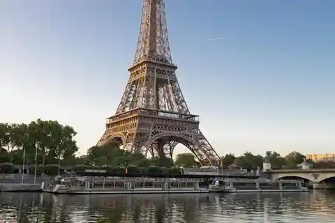 Fra London: Paris med tog, sightseeingbus og krydstogt