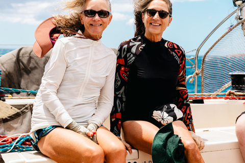 From Lahaina: Golden Hour Whale Watch aboard Alihilani