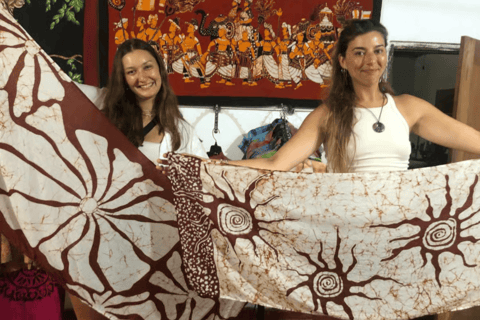 Mirissa: Batik Factory Tour and Workshop with Own Souvenir