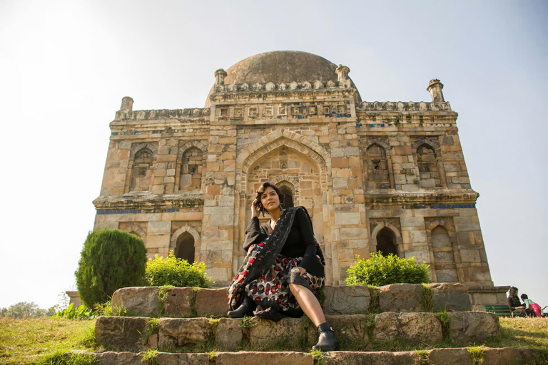 2-Day Delhi & Agra Private Tour: Taj Mahal, Old & New Delhi Delhi: 2-Day Private Tour with Taj Mahal & Rickshaw Ride