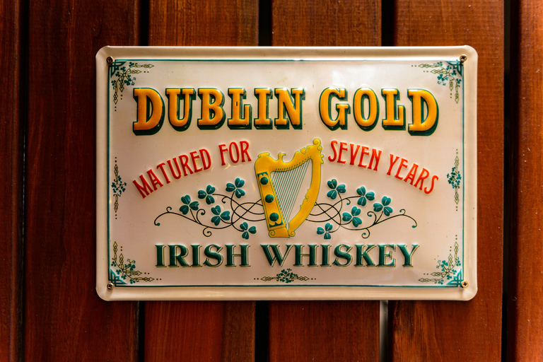 Irish Whiskey Private Tasting Tour in Dublin 2-hour: Whiskey Tasting