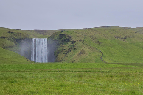 Private Tagestour an der Südküste mit GletscherwanderungPrivate Tagestour an die Südküste mit Gletscherwanderung