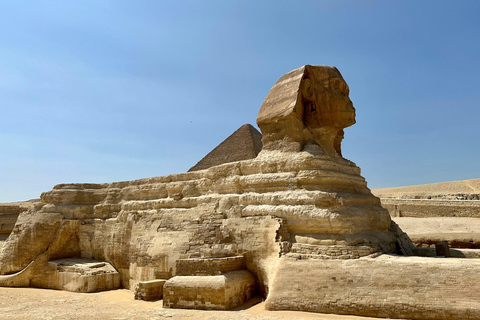 Von Hurghada aus: Pyramiden &amp; Museum Kleingruppentour mit dem VanKleingruppentour ohne Eintrittsgelder