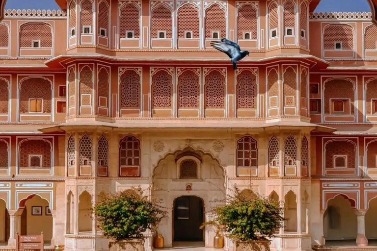 From Mumbai: Private Same-Day Delhi Heritage & Culture Tour From Mumbai: Private Same-Day Delhi Heritage & Culture Tour