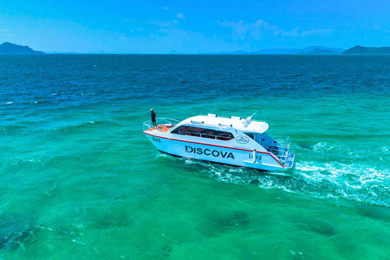 Phuket: Phi Phi Islands båttur med snorkling och lunch