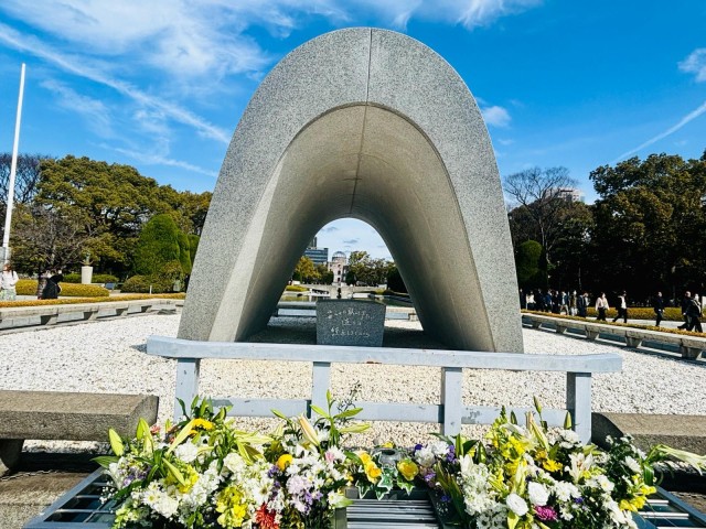 Hiroshima: Private City Highlights Walking Tour