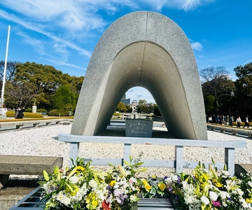 Hiroshima: Private City Highlights Walking Tour
