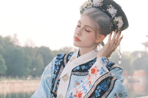 Beijing: Imperial Era Portrait Photography at Landmarks