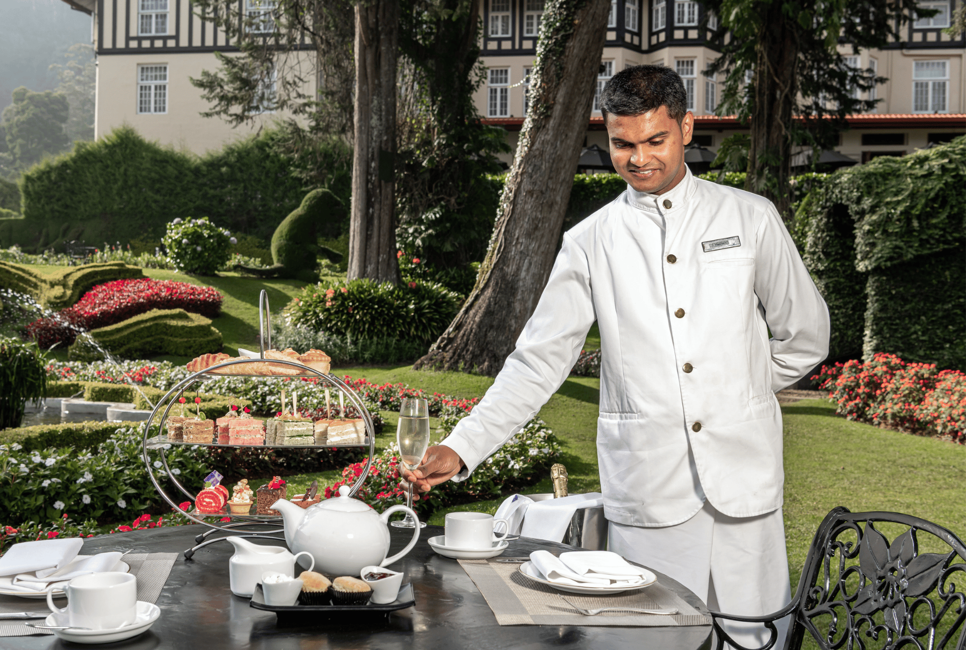 Königlicher Nachmittagstee im Grand Nuwara Eliya + Bubbly!