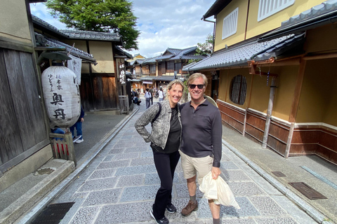 Kyoto: Private Tour with Licensed Guide & Vehicle Regular Car (Up to 2)