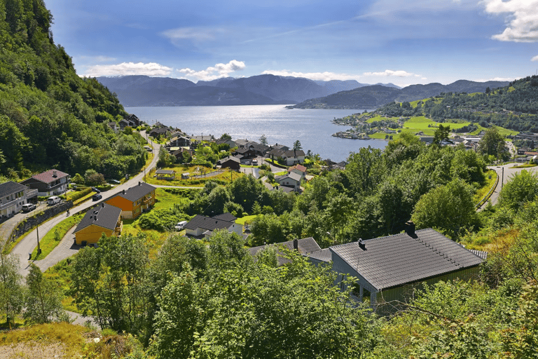 Scenic Hardangerfjord with Waterfalls & Lunch at a Garden 