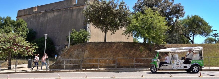 Lagos : Visite de la vieille ville, de la nouvelle ville et des plages en Tuk Tuk