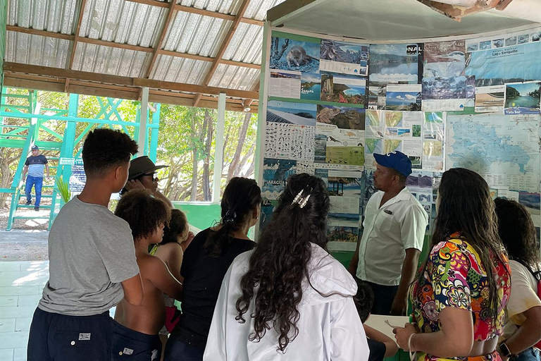 Bahía de las Águilas + Laguna de Oviedo ¡TODO INCLUIDO!