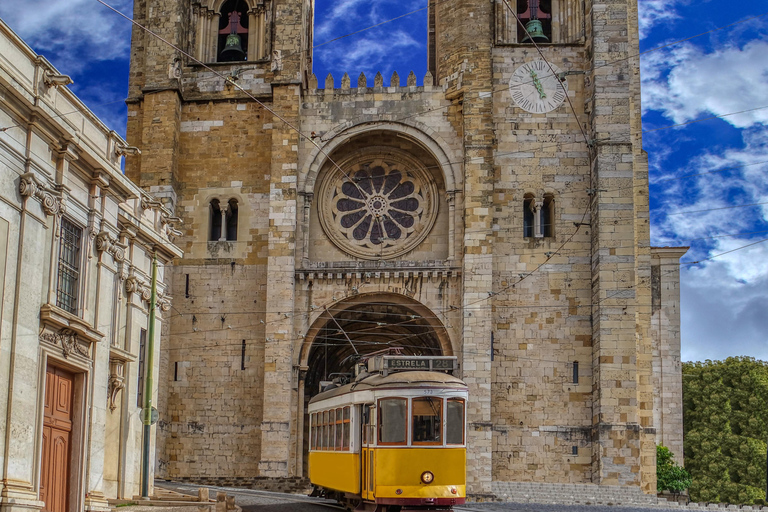 Lisbon: 7 Hills Electric Tuk-Tuk Tour with Certified Guide 30m Express: Chiado Highlights & Panoramic Viewpoints-Shared
