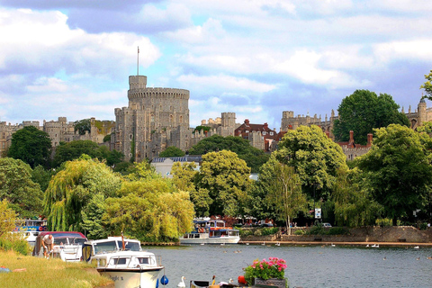 De Londres: Excursão a Stonehenge e WindsorSomente entrada para Stonehenge