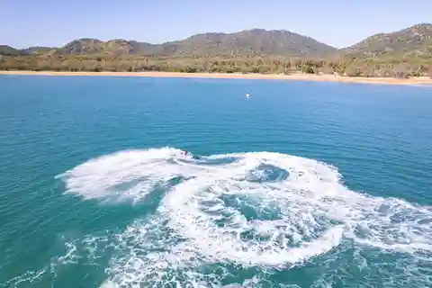 Magnetic Island Jet Ski Hire 60 minutes
