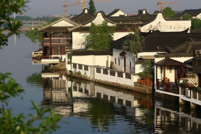 Private tour Zhujiajiao water town village and local market