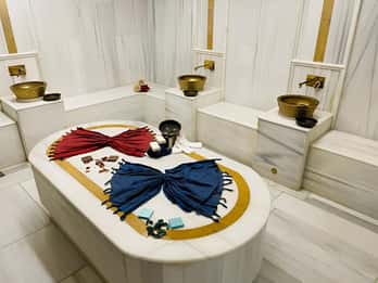 Istanbul: Private Turkish Bath, Massage, and Pool in Taksim