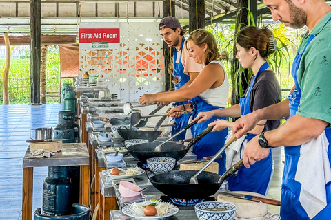 Chiang Mai: The Original Sticky Waterfalls & Thai Cooking
