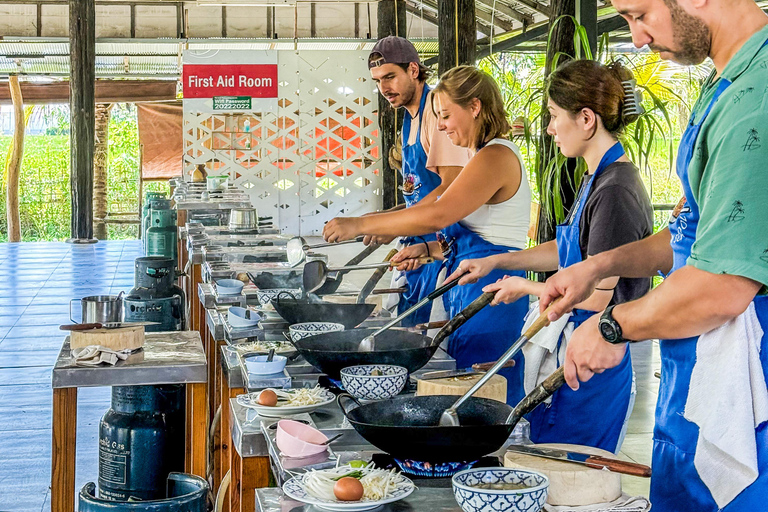 Chiang Mai: The Original Sticky Waterfalls & Thai Cooking