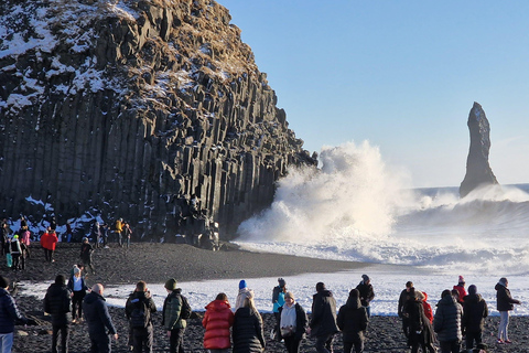 Reykjavik: Glacier Lagoon & Diamond Beach Private Tour