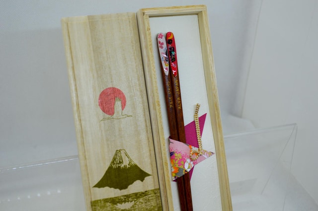 Tokyo: Chopstick Making Workshop in Shibuya(Scramble Square)