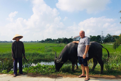 Prywatna wycieczka rowerowa na wodnym bizonie do Hoi An