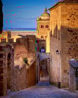 Cáceres;Een reis door de tijd. - Housity