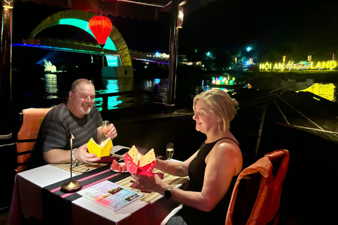 Hoi An: Romantic Sunset Cruise with Dinner Sunset Dinner Cruise in Hoi An