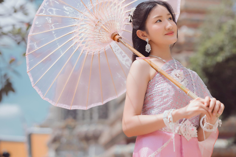Bangkok: 1-Day Thai Dress Rental with Optional Photoshoot 1-Day Thai Costume Rental in Bangkok