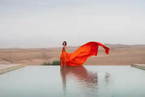 Marrakech: Photoshoot in a Flying Dress at Agafay Desert