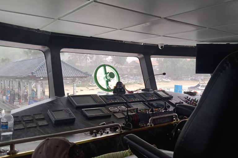 FASTFERRY : Nusa Penida - Sanur - Padang Bai - Kusamba - GiliFerry rapide Padang Bai à Bangsal / Lombok