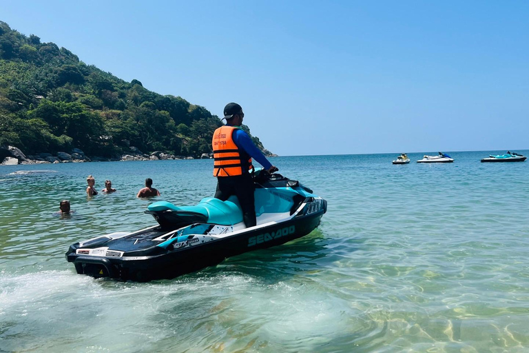 Plage de Patong : Amusez-vous en jet ski à la plage de Patong.Jet ski à Patong Beach 30 Min