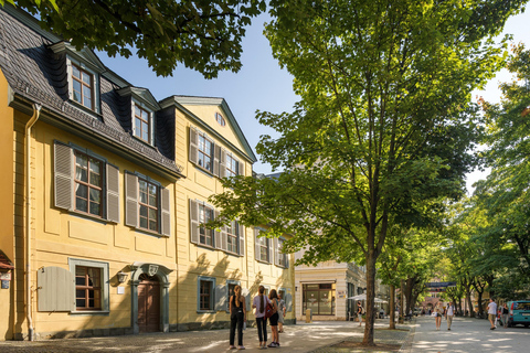 Weimar: Guided walking tour "Between pen and canvas"