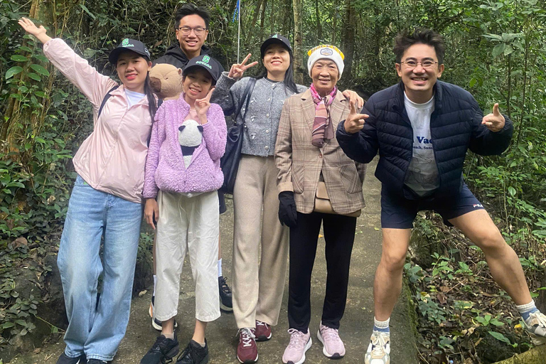Phong Nha Cave & Paradise Cave: Guided Tour Boat & Explore Group Tour with Drop-Off in Hue