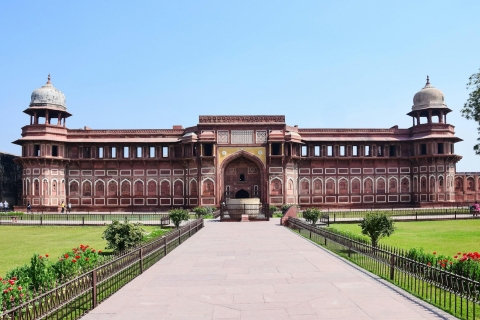 Vanuit Delhi: Taj Mahal privé-dagtocht met gids en transfersChauffeur + privé AC auto + reisleiding