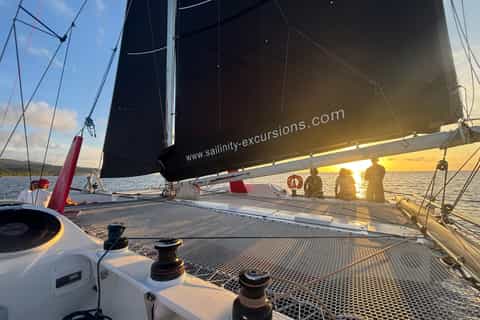Raiatea : Expérience de navigation au coucher du soleil face à Bora Bora