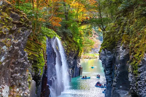 Kyushu Legends: Takachiho Gorge & Kumanoza Shrine Day Trip