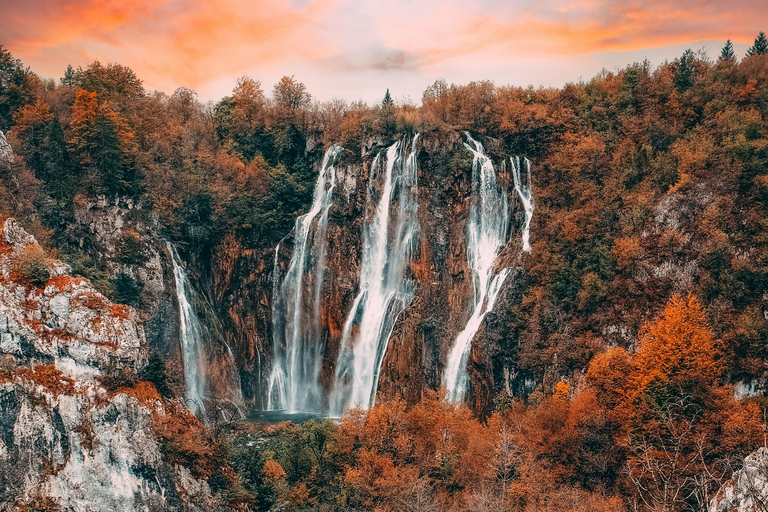 De Zagreb aos Lagos Plitvice e Rastoke - tour particular de um dia