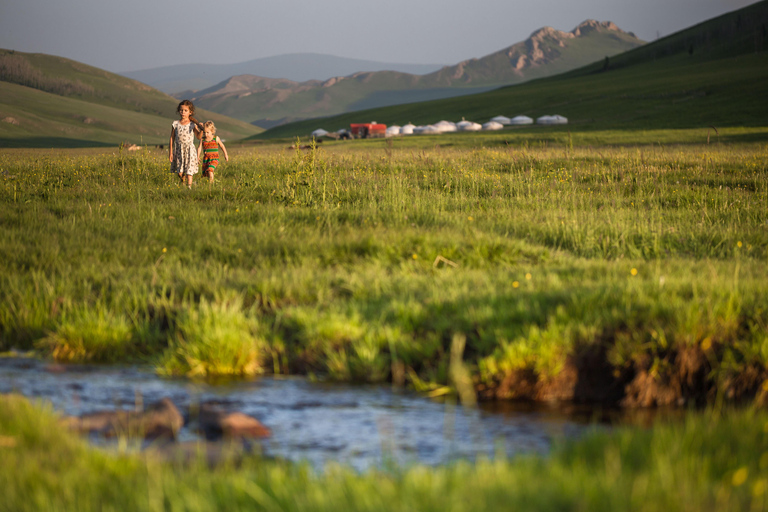3-Day Central Mongolia Waterfall, Ancient Capital, Semi Gobi