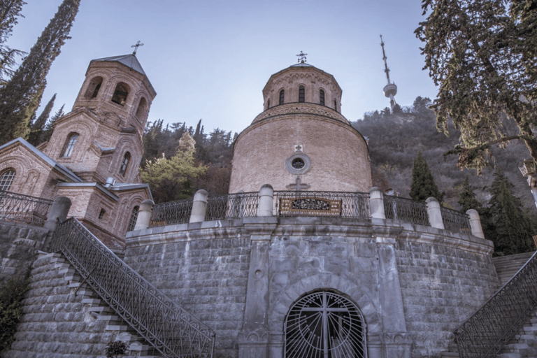 Tbilisi: Mtatsminda Pantheon Guided Tour