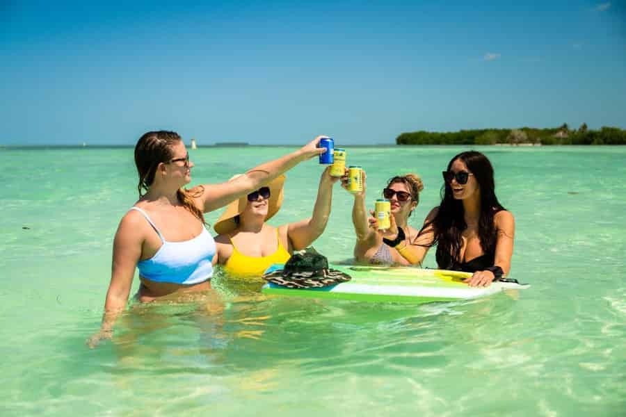 Key West: Bootserlebnis mit Wassersport, Mahlzeiten und Getränken. Foto: GetYourGuide