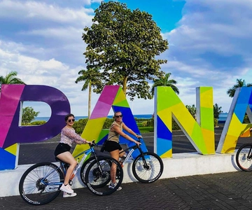 Panama: Hoogtepunten fietstocht in Casco Viejo & Cinta Costera