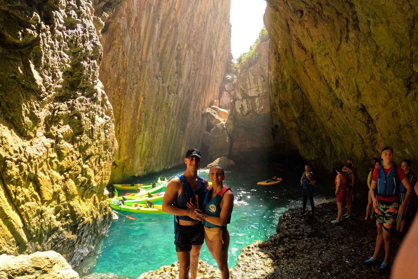 Moraig: Kayak Excursion to Moraig & Cave peces-testos