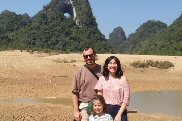 De Ha Noi: 2 dias de Trekking na Montanha do Olho de Anjo e de mota